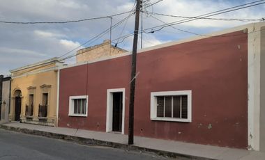 CASA EN VENTA DE SILLAR EN LAMPAZOS NUEVO LEON.......son la fachada amarilla y la marron es toda la casa