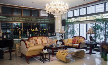 5BR PENTHOUSE UNIT WITH PARKING FOR SALE - Avignon Tower, Makati City