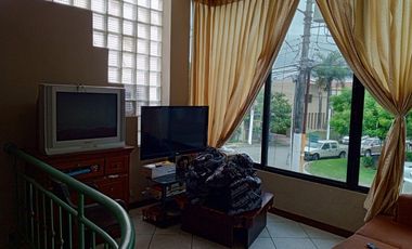 VENDO O ALQUILO VACIA O AMOBLADA VILLA EN LOS PRIMEROS KILOMETROS DE SAMBORONDON