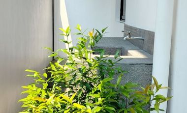 House for Sale in Monteverde Royale Taytay Rizal near SM