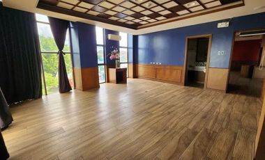Office Space For Lease in Dasmarinas Cavite 255SQM. Good For Any kind of Office.
