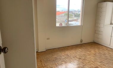 GUILLERMO MORALES vende casa esquinera en Latacunga. Precio de oportunidad. $180.000