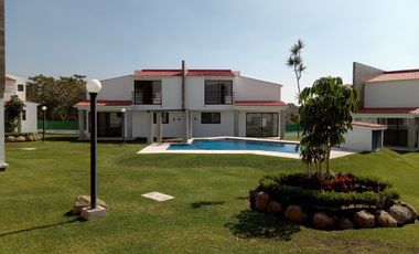 $1,679,682 Hernoso Ambiente Hacienda San José: Casa Loft 2 RECAMARAS, Yecapixtla, Morelos