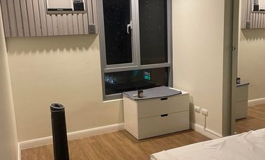 THE VANTAGE 1BR W/ PARKING HIGH DEMAND UNIT