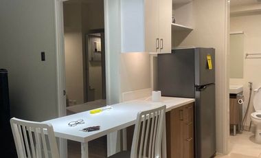 THE VANTAGE 1BR W/ PARKING HIGH DEMAND UNIT