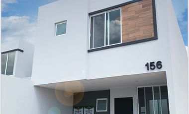 CASA EN VENTA AL SUR DE AGUASCALIENTES VILLAFONTANA