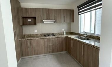 CASA EN VENTA AL SUR DE AGUASCALIENTES VILLAFONTANA