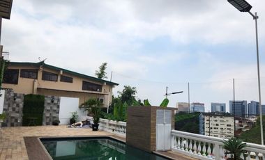 Urdesa, Rento Hermosa Suite con Piscina y Parqueo
