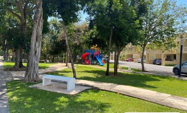 Casa con con jardín, alberca, Casa Club, cenote y Area de juegos, Allegranza, Playa del carmen.