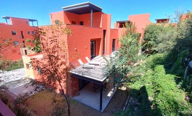 Casa con 5 habitaciones, 303 m2, en Punta Del Cielo res, San Miguel de Allende