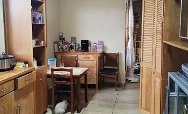 Bonita casa campestre de una planta, con amplio jardín y acabados muy agradables.