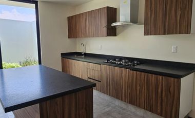 CASA EN VENTA EN CIMAZUL