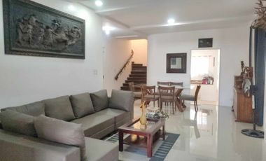 For Sale: Spacious House and Lot in Villa Hermosa Subdivision, Gulod Malaya, San Mateo, Rizal and with good views of nature!