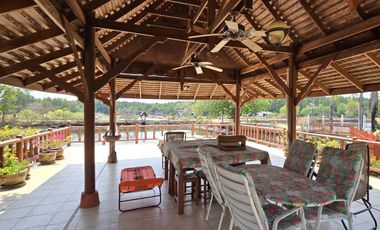 Chanthaburi: Noble 6-bedroom traditional lake estate on over 3.000 sqm