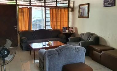 Rumah Lama Surat HGB Asri Dan Tenang di Komplek Pln Slipi