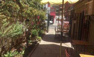 Gran casa comercial en 5 Norte con 2 Poniente