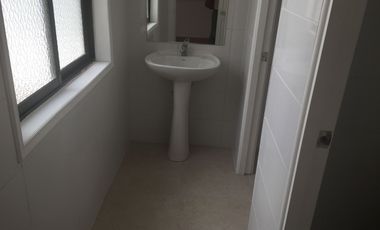 Gran casa comercial en 5 Norte con 2 Poniente