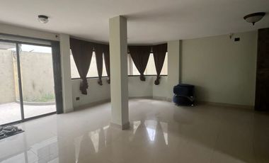 Casa en alquiler en Bonaterra - Via Salitre