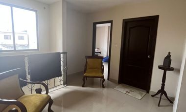 Casa en alquiler en Bonaterra - Via Salitre