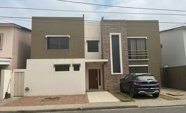 Casa en alquiler en Bonaterra - Via Salitre