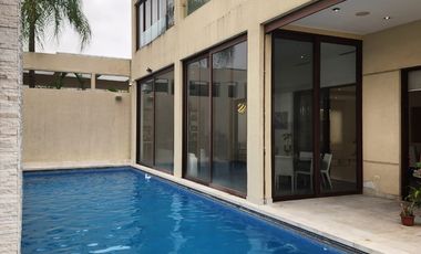 Isla Mocoli, Hermosa Casa Amoblada de 3 Pisos con Acabados de Lujo/ Piscina