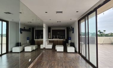 Isla Mocoli, Hermosa Casa Amoblada de 3 Pisos con Acabados de Lujo/ Piscina
