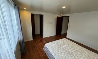 4 Bedroom Townhouse for Sale in 68 Roces, Quezon City