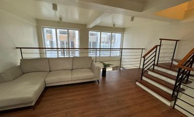4 Bedroom Townhouse for Sale in 68 Roces, Quezon City