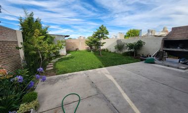 Vendo propiedad de categoría en barrio residencial de Puerto Madryn