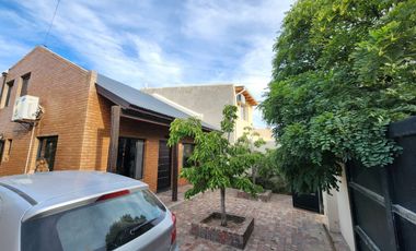 Vendo propiedad de categoría en barrio residencial de Puerto Madryn