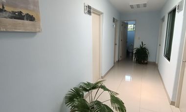 Oficina/consultorio climatizada de 16 m² en Fracc. Reforma. Cuenta con recepcion
