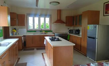 3-storey house in a 5-star resort subdivision in Mactan, Cebu @ P150k a month