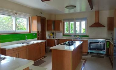 3-storey house in a 5-star resort subdivision in Mactan, Cebu @ P150k a month