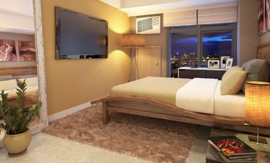 1 Bedroom Unit with Balcony in Callisto Tower 2, Circuit Makati
