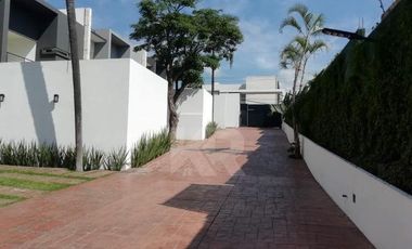 CASA NUEVA CON ALBERCA PRIVADA DENTRO DE CONDOMINIO EN DELICIAS CUERNAVACA