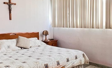 VENTA DE CASA CON PISCINA EN REFORMA, CUERNAVACA, MORELOS.