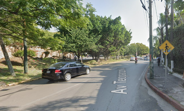 VENTA DE CASA CON PISCINA EN REFORMA, CUERNAVACA, MORELOS.