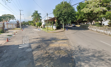 VENTA DE CASA CON PISCINA EN REFORMA, CUERNAVACA, MORELOS.