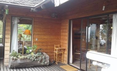 Casa orilla de lago *930