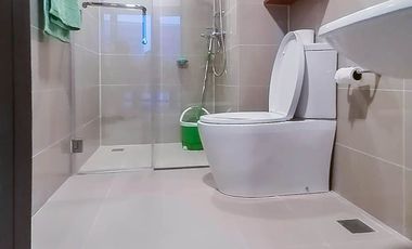 1 Bedroom Condo For Rent in 38 Park Avenue