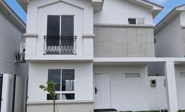 ALQUILER DE CASA DE ESTRENO EN CASALAGUNA - BRISAS DE CASALAGUNA