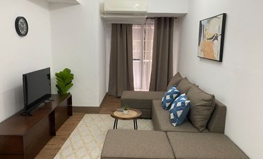 EAA: FOR RENT: 3 bedroom in Island Plaza, Salcedo Village, Makati City