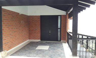 Hermosa casa en DAPA