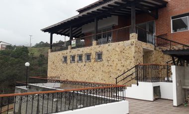 Hermosa casa en DAPA