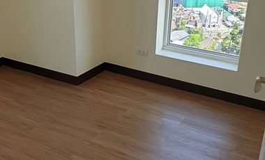 Ready for Occupancy 3 Bedroom Unit with Parking in Lumiere Residences