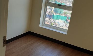 Ready for Occupancy 3 Bedroom Unit with Parking in Lumiere Residences