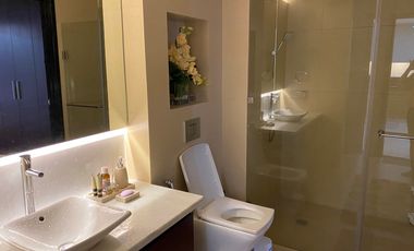 FOR SALE/LEASE CONDO UNIT IN VIRIDIAN GREENHILLS