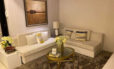 FOR SALE/LEASE CONDO UNIT IN VIRIDIAN GREENHILLS