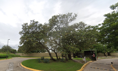 SF  CASA EN VENTA EN EL FRACCIONAMIENTO LOS ENCINOS