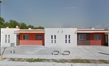 Casa en Las Fuentes Esquinapa, Sinaloa., ¡Compra directa con el Banco, no se aceptan créditos!